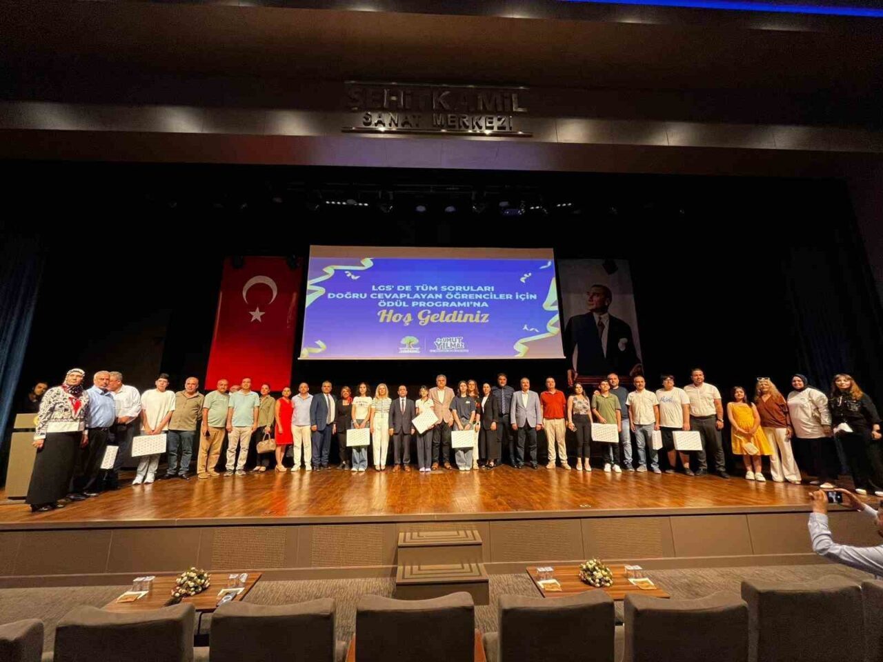 Şehitkamil Belediyesi Liselere Geçiş Sistemi (LGS) kapsamındaki merkezi sınavda başarı
