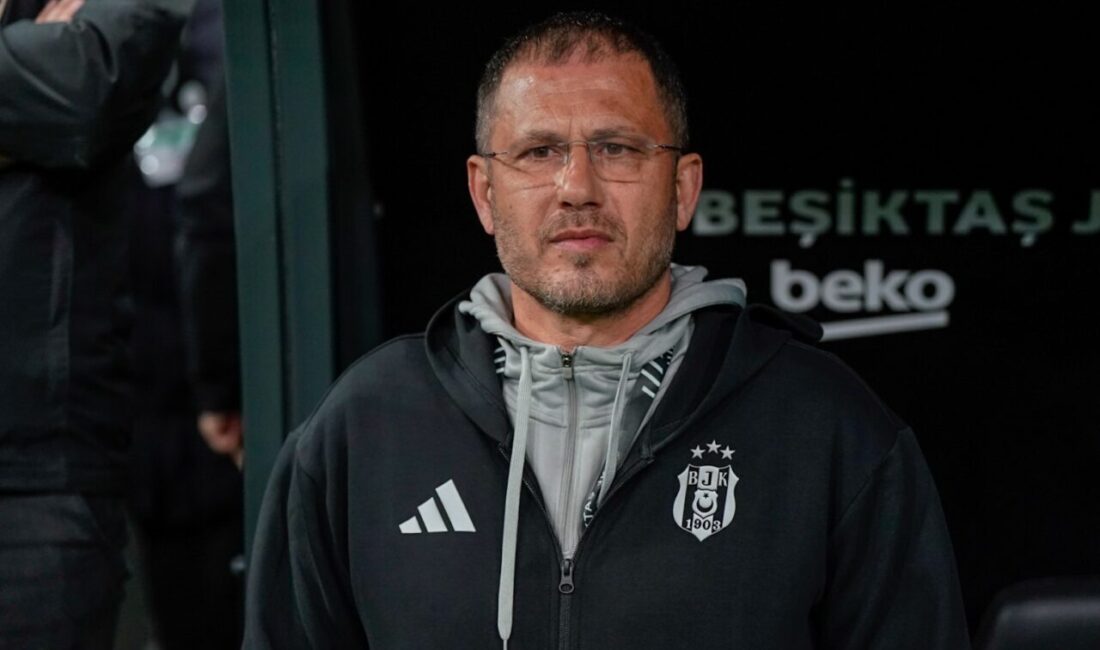 Beşiktaş, kulübün farklı yaş kategorilerinde antrenörlük ve A Takımda teknik