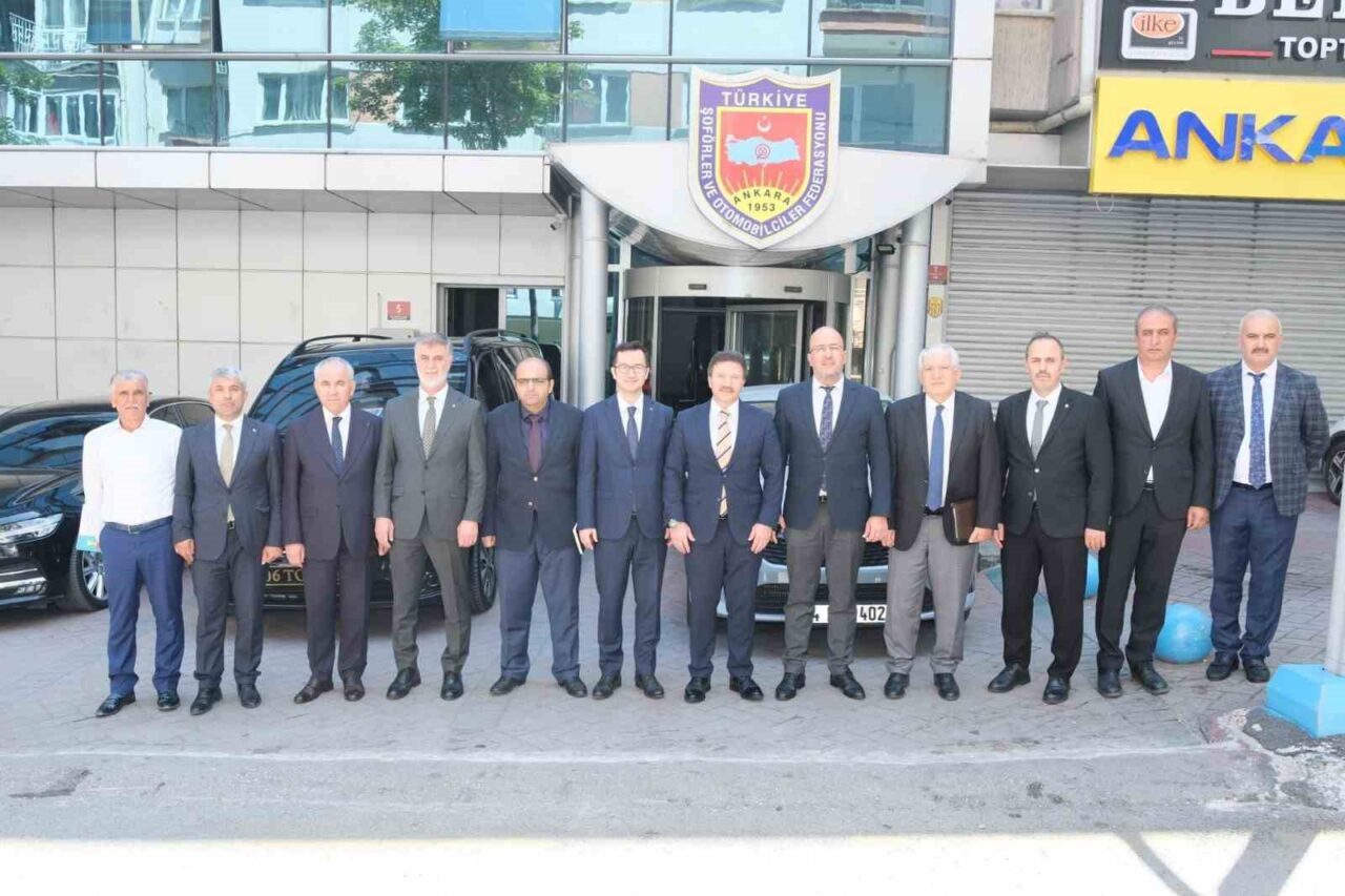 Türkiye Şoförler ve Otomobilciler Federasyonu’nun (TŞOF) ev sahipliğinde, servis taşımacılığı