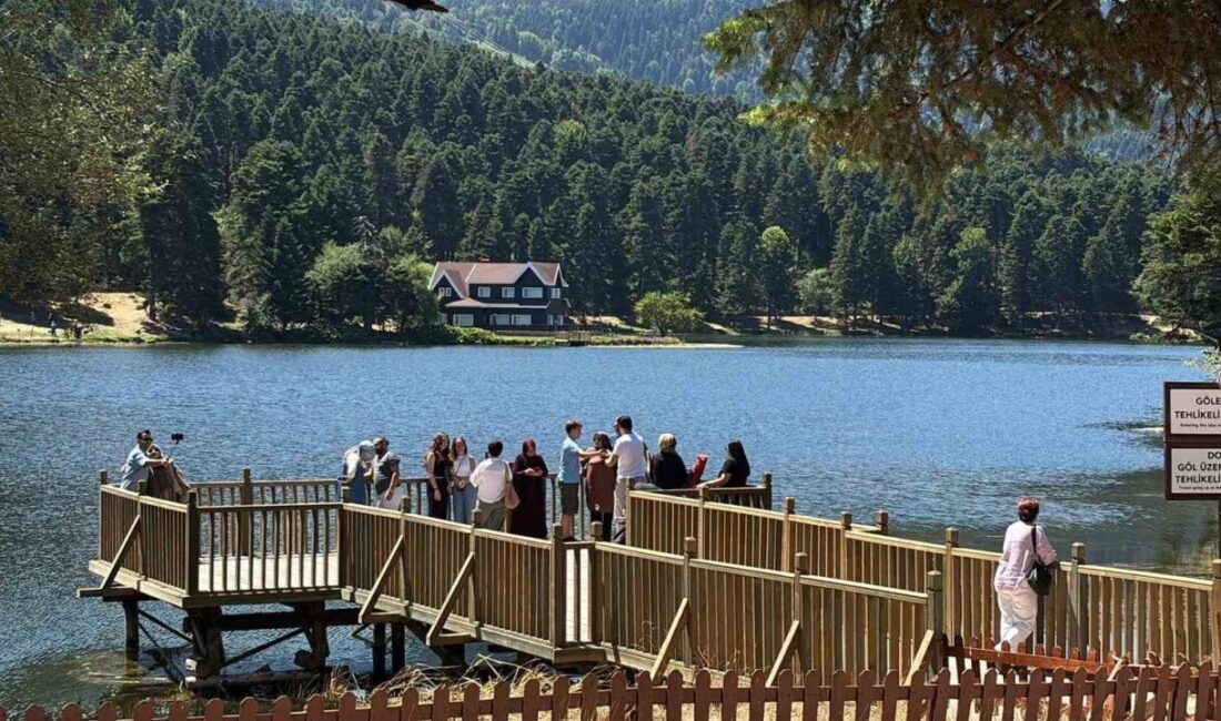 Bolu’nun doğa harikası Gölcük Tabiat Parkı, hafta sonu sıcak havadan
