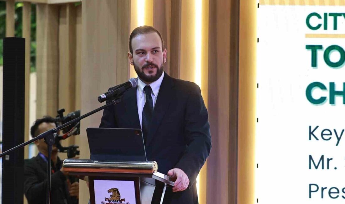 Sıfır Atık Vakfı Başkanı Samed Ağırbaş, Malezya’nın başkenti Kuala Lumpur’da