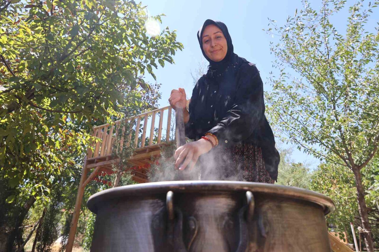 Elazığ’da 7 yıldır doğal ürünler hazırlayan Tuba Bahçeci, astım, KOAH