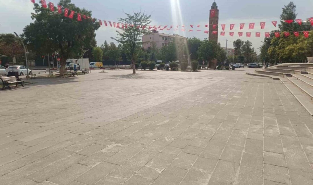 Siirt’te etkili olan aşırı sıcak hava, günlük yaşamı olumsuz etkiliyor.