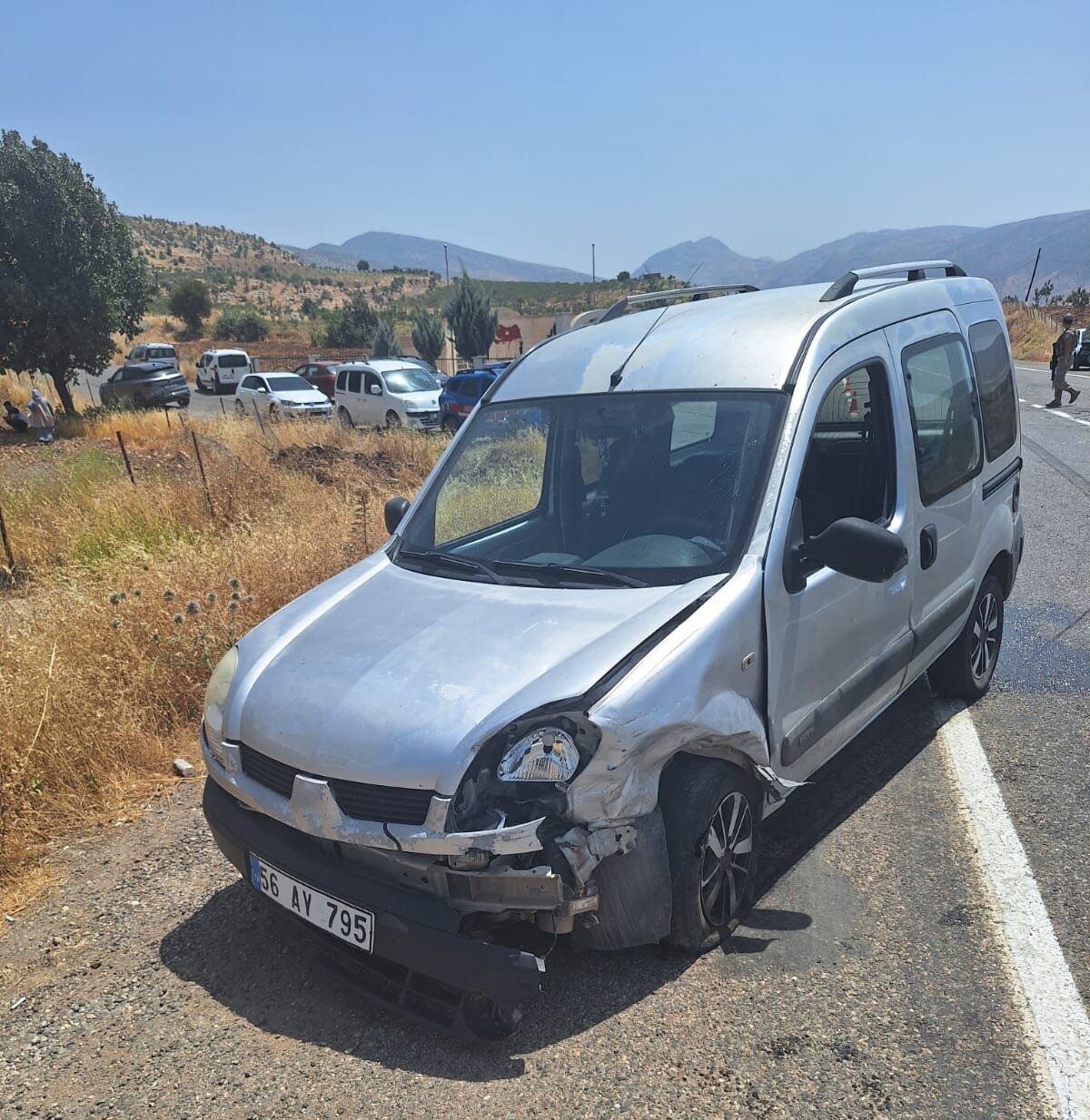 Siirt’in Eruh ilçesinde iki aracın çarpıştığı trafik kazasında maddi hasar