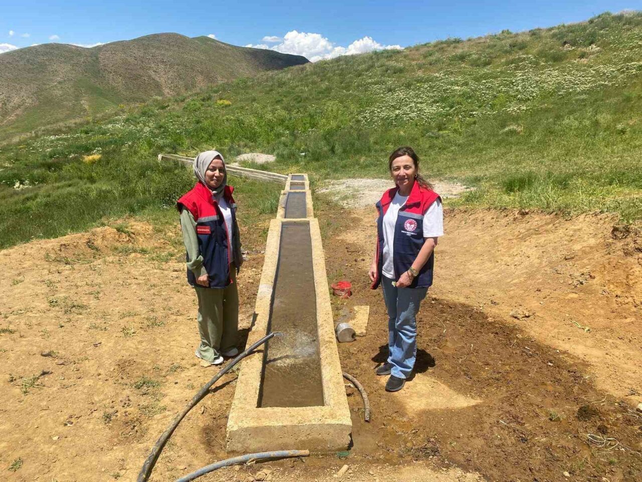 Siirt’in Pervari ilçesine bağlı Gökbudak köyünde, hayvancılığın geliştirilmesi ve mera