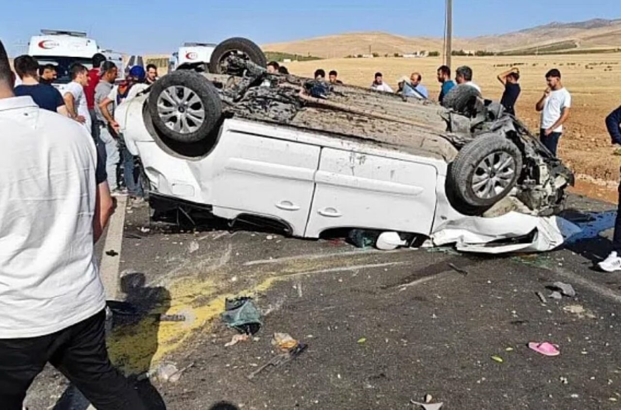 Siirt’in Kurtalan ilçesinde meydana gelen trafik kazasında 6 kişi yaralandı.