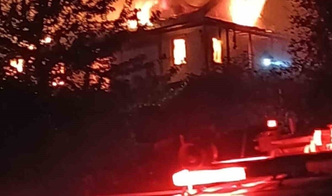 Şile’de alkollü şahıs kaldığı evi ateşe verdi. Yangına itfaiye, jandarma
