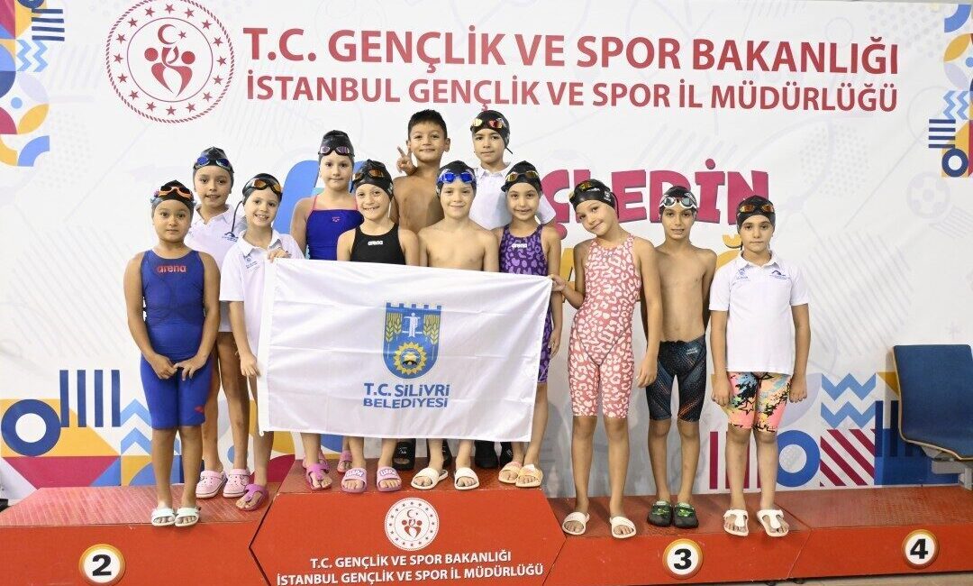 Türkiye Yüzme Federasyonu’nun düzenlediği 7/8 Yaş UGP Yaza Merhaba Yüzme
