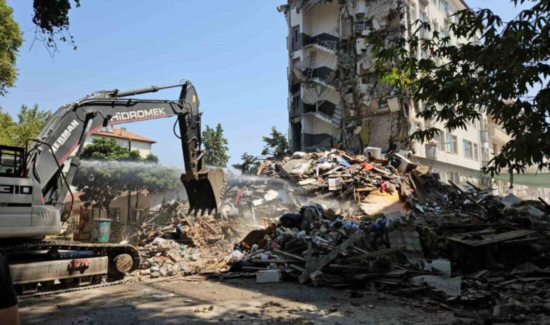 Balıkesir’in Sındırgı ilçesinde 10 Ağustos’ta meydana gelen depremin ardından ağır