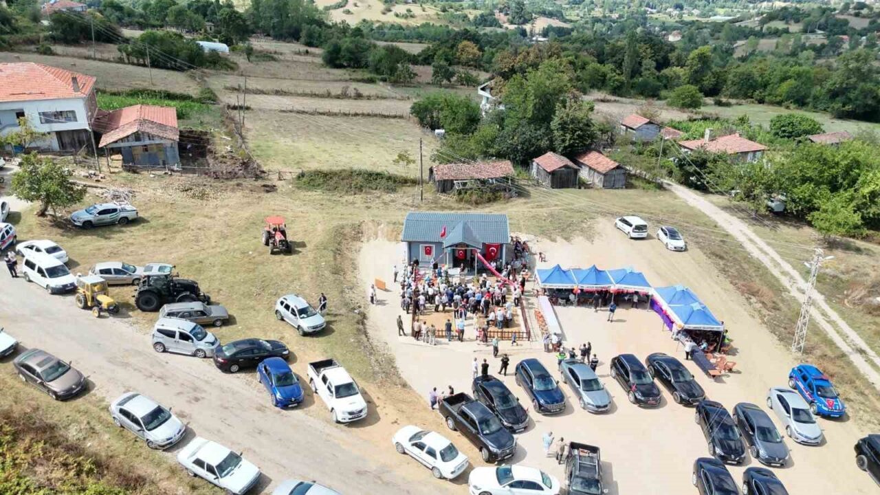 Sinop’un Akçaçam ve Uzungürgen köylerinde, atıl durumdaki eski okul binaları