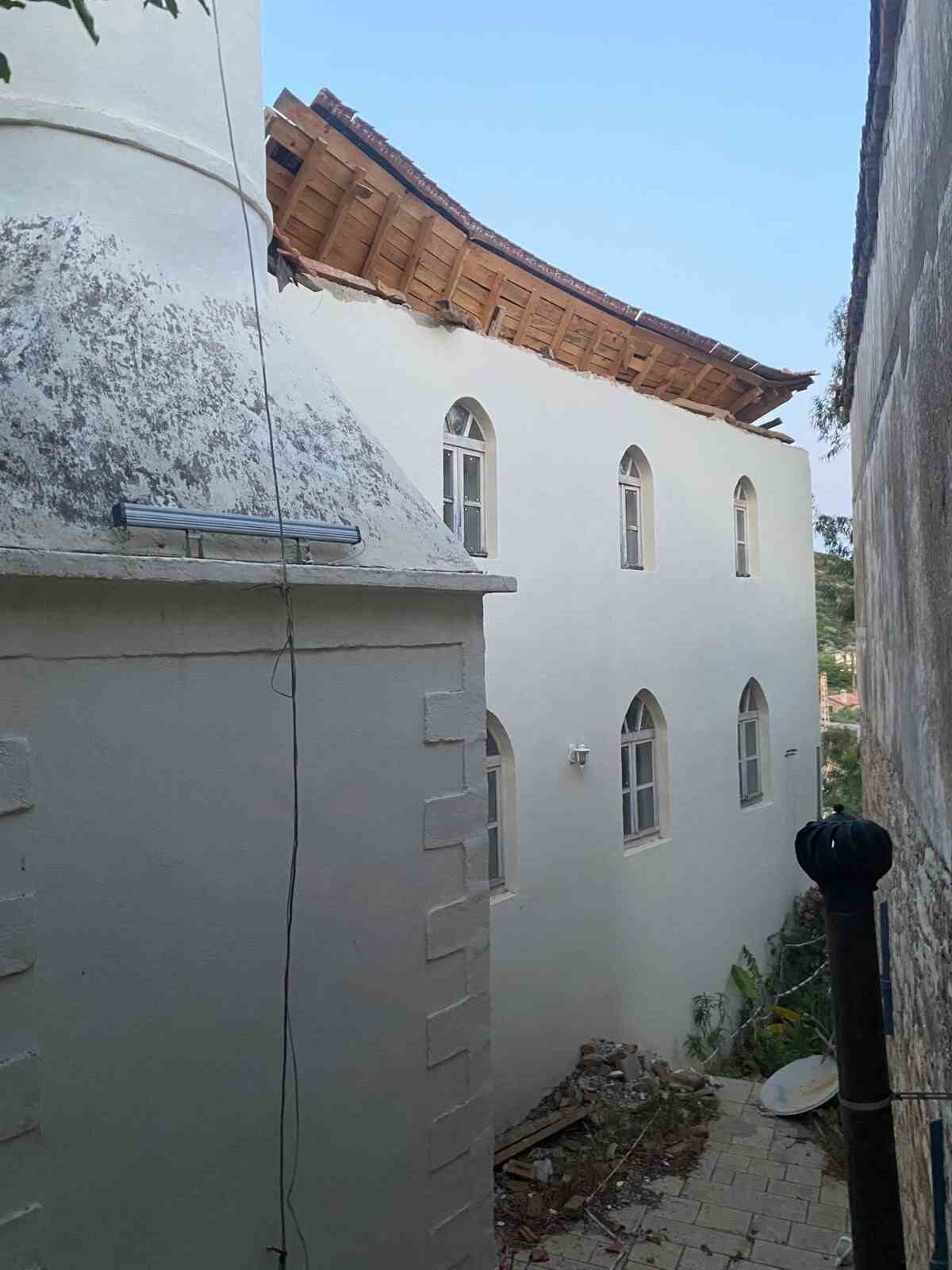 Aydın’ın Söke ilçesine bağlı tarihi Rum evleriyle bilinen Eski Doğanbey