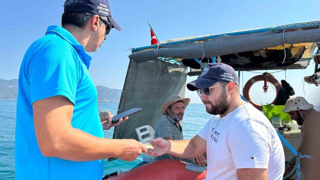 Aydın’ın Söke ilçesinde balıkçılara yönelik denetim gerçekleştirildi. Söke İlçe Tarım