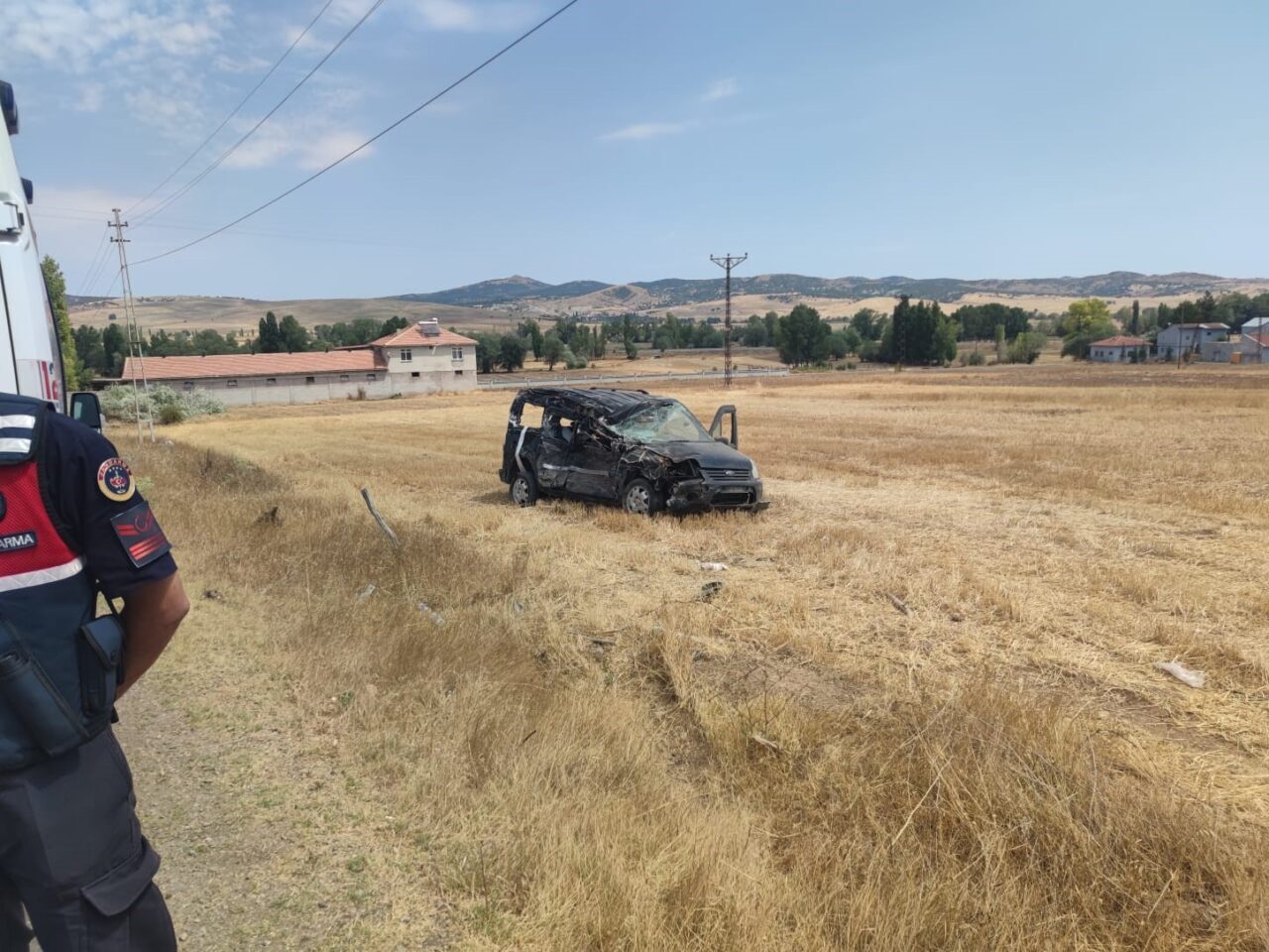 Yozgat’ın silindire çarpan hafif ticari araçtaki bir kişi öldü, bir