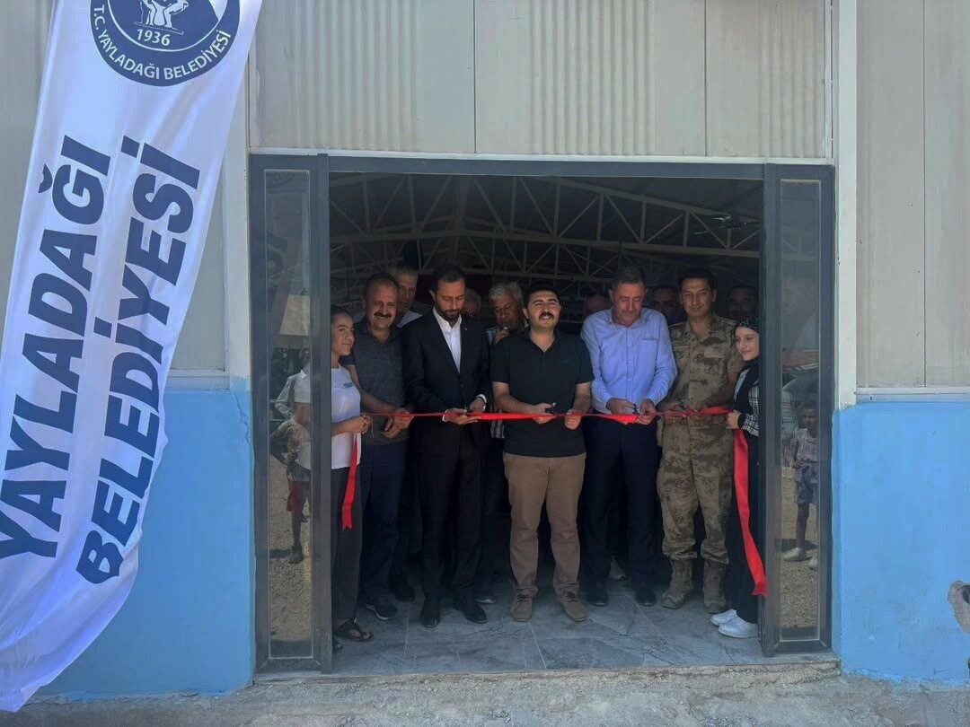 Hatay’ın Yayladağı ilçesinde inşa edilen hem sosyal hem de kültürel
