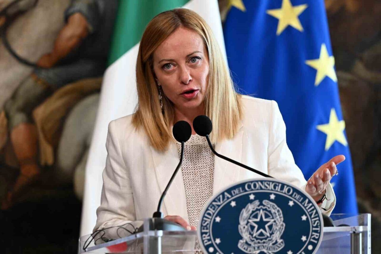 İngiltere Başbakanı Keir Starmer, “Başkan Trump’ın çabaları, Rusya’nın Ukrayna’daki yasa