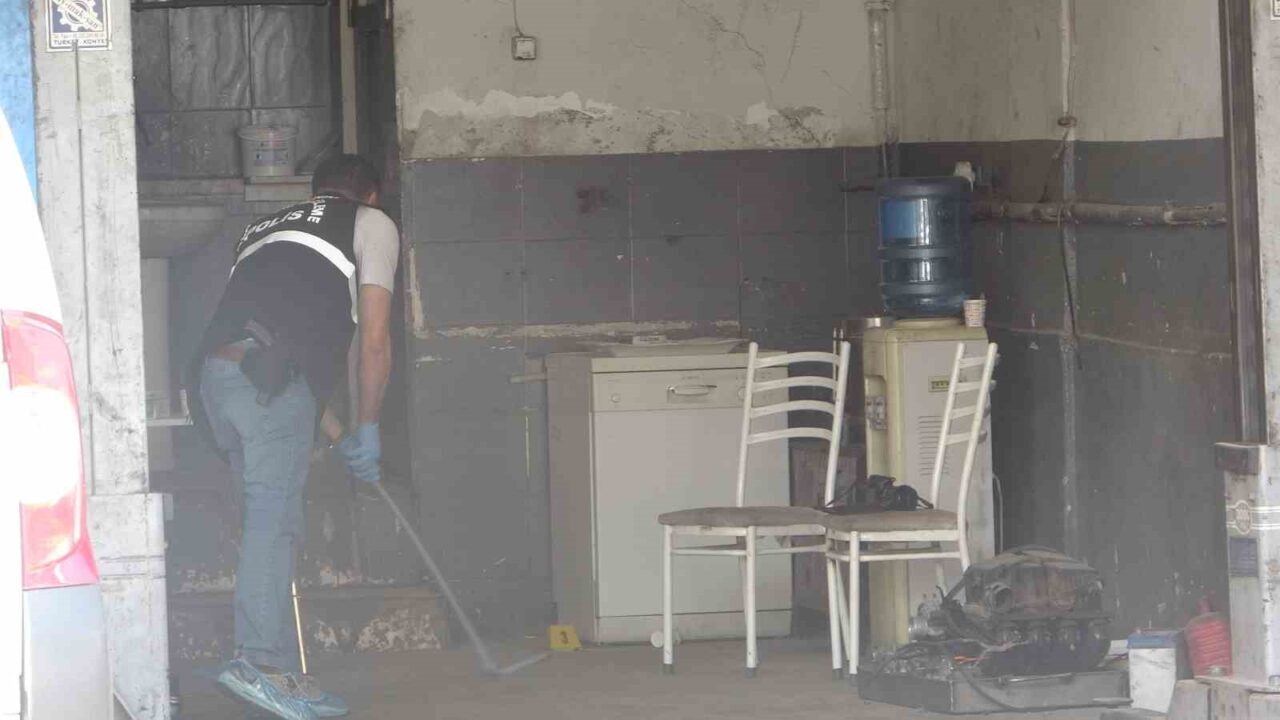 Kayseri’nin Kocasinan ilçesinde bir genç, su içmek için girdiği işyerinde