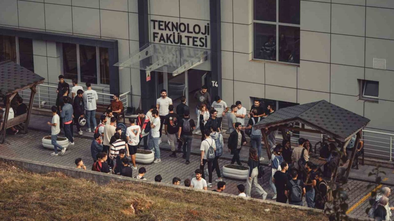 YKS 2025 yerleştirme sonuçlarına göre SUBÜ’nün tüm bölüm ve programları