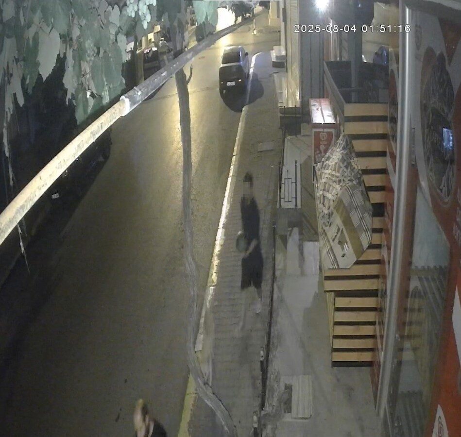 Sultanbeyli’de bir markette yaşanan sıra dışı hırsızlık olayı hem şaşırttı