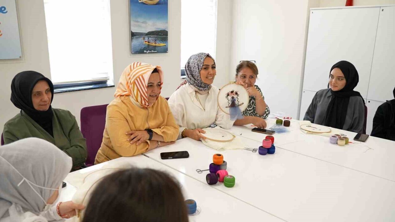 Gençleri ve kadınları öne çıkaran projeleriyle dikkat çeken Sultangazi Belediyesi,