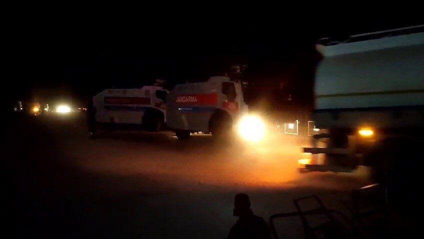 Suriye’nin Kesep bölgesinde ormanlık alanda çıkan yangın, Hatay’ın Yayladağı ilçesine