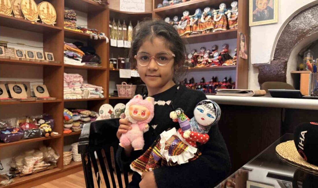 Uzmanlar sürpriz oyuncakların çocuklarda kumar alışkanlığı oluşturabileceğini belirtirken, ebebeynlere alternatif