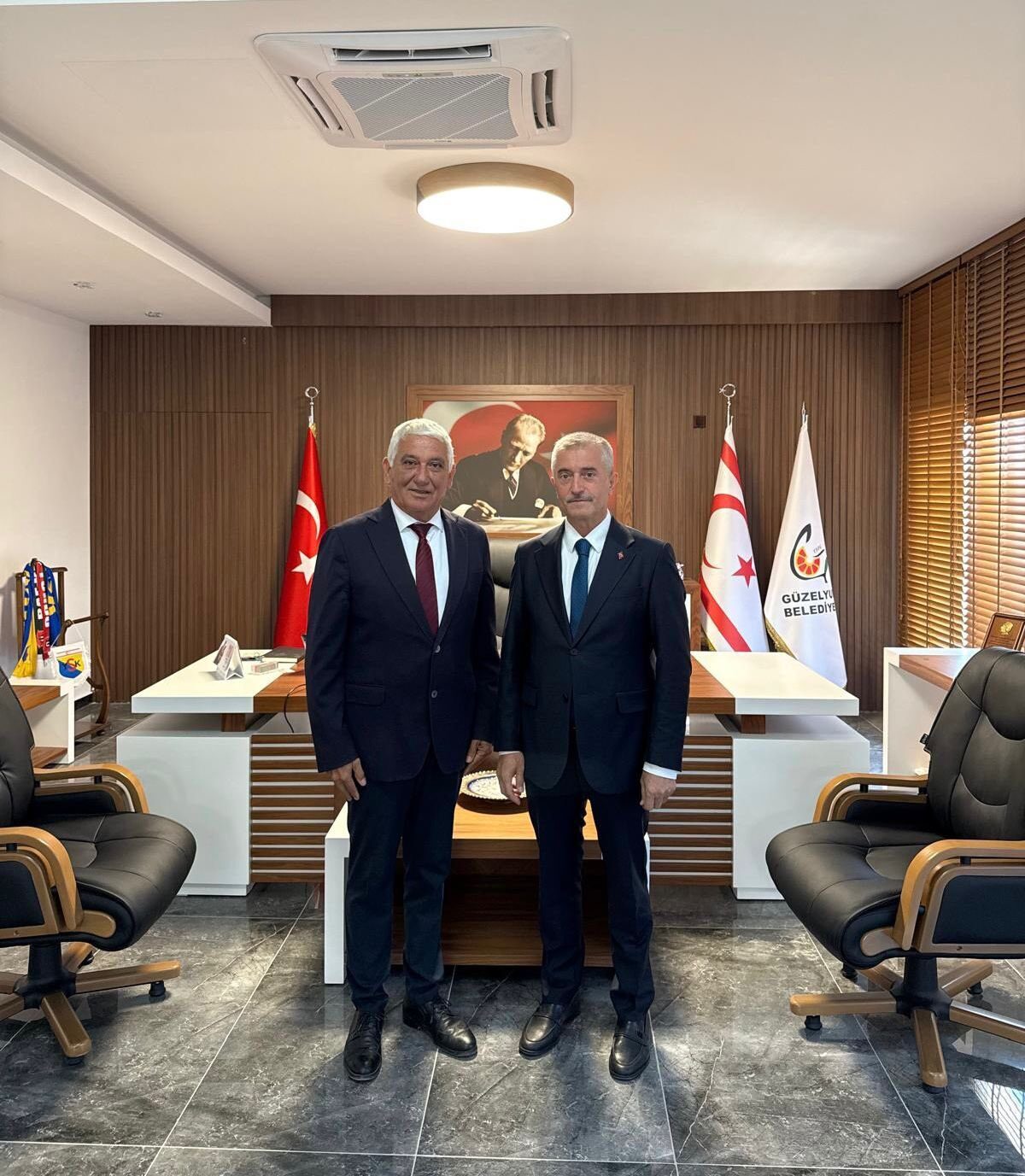 Cumhurbaşkanı Yardımcısı Cevdet Yılmaz ve AK Parti Genel Merkez Dış