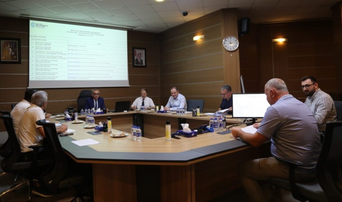 Kocaeli Büyükşehir Belediyesi’nin haftalık encümen toplantısında alınan kararlar görüşüldü. Toplantıda