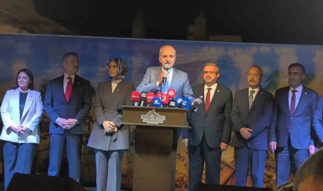 Afyonkarahisar’da Zafer Haftası kutlamalarına katılan Türkiye Büyük Millet Meclisi (TBMM)