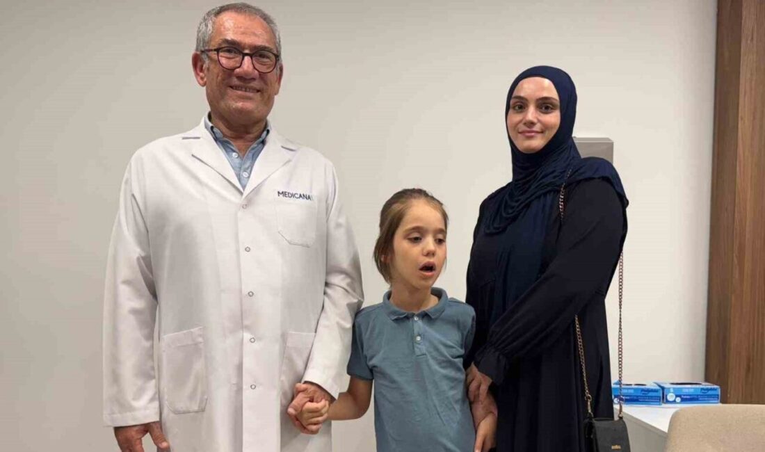 Serebral palsi (SP) hastası Hasan Emrem, annesi ve doktorlarının çabalarını
