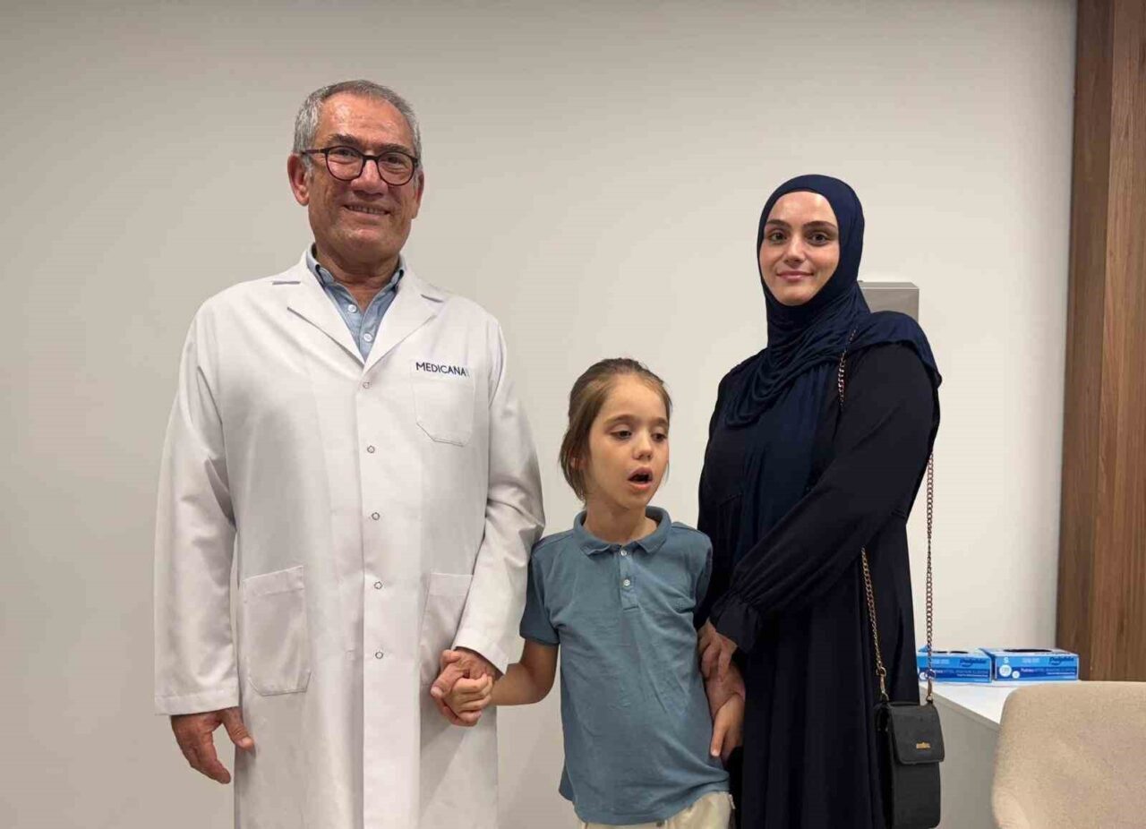 Serebral palsi (SP) hastası Hasan Emrem, annesi ve doktorlarının çabalarını