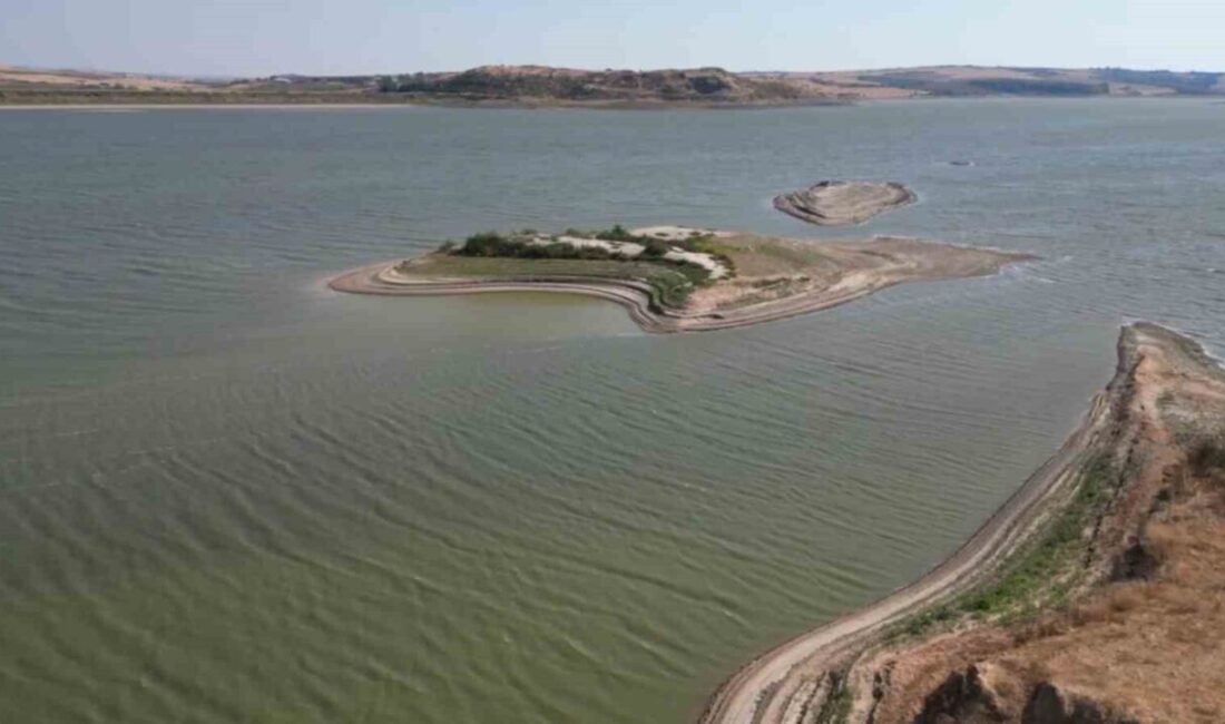 Tekirdağ’daki Karaiğdemir Barajı’nda kuraklık ve sıcaklıklar nedeniyle su seviyesi kritik