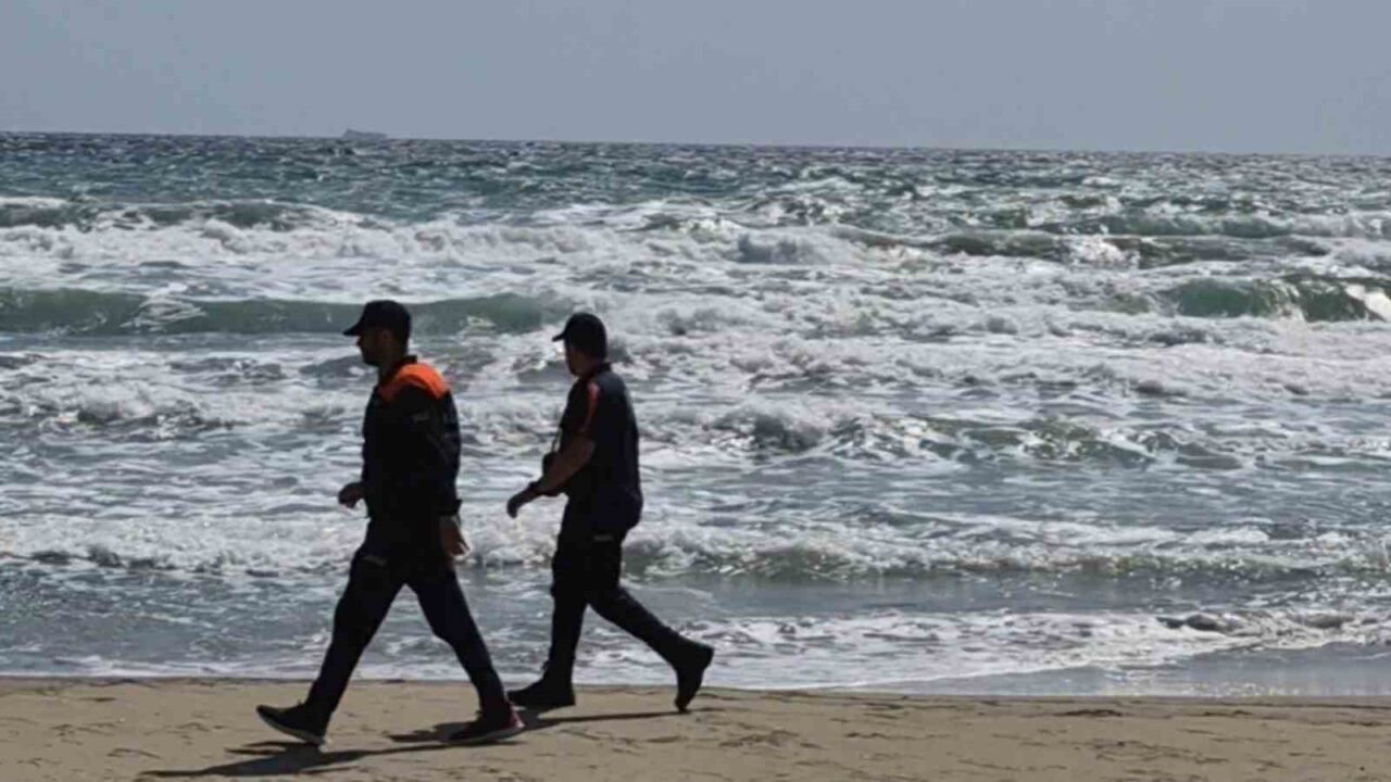 Tekirdağ’ın Süleymanpaşa ilçesine bağlı Kumbağ Mahallesi’nde denize giren 18 yaşındaki