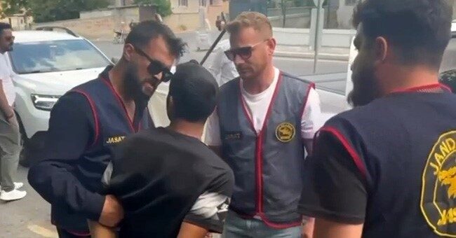 Tekirdağ’ın Marmaraereğlisi ilçesinde denize giren bir vatandaşın motosikleti çalındı, olayla