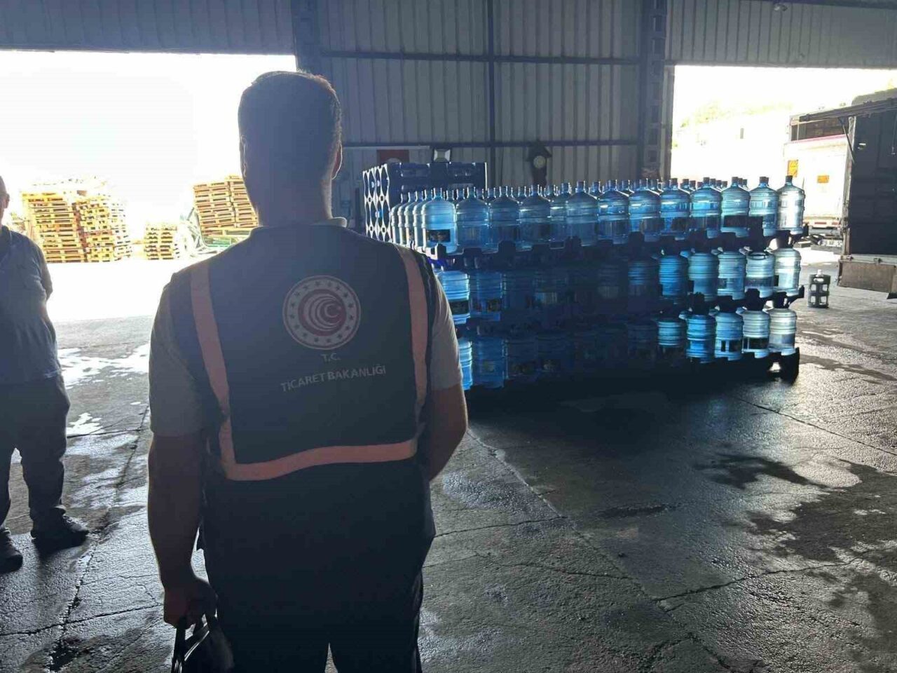 Tekirdağ genelinde yaşanan su kesintilerinin ardından içme suyu ve temel