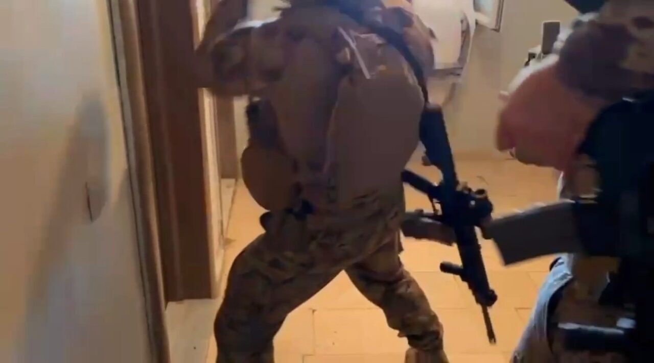 Tekirdağ’da polis ekiplerince düzenlenen uyuşturucu operasyonlarında 6 kişi tutuklanarak cezaevine