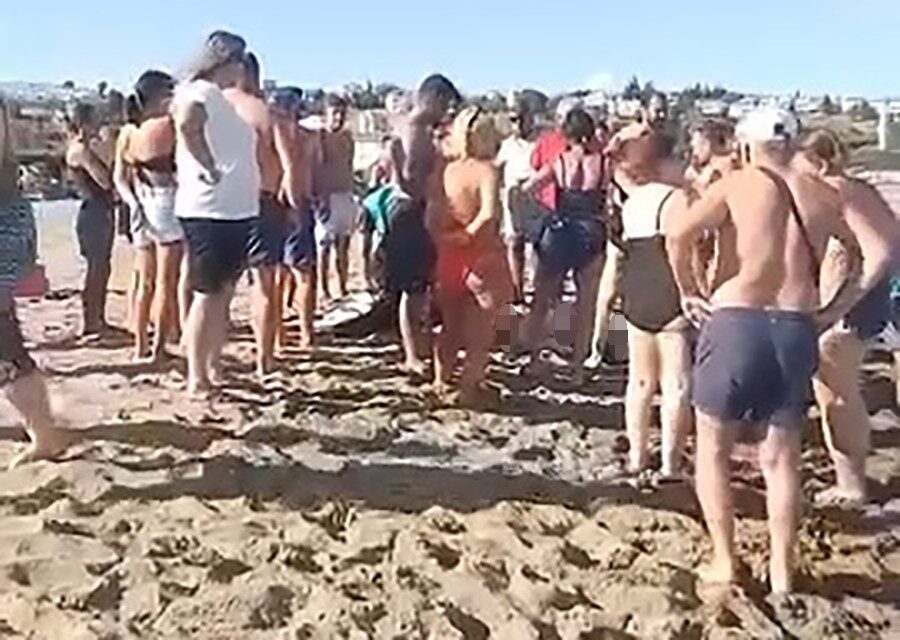 Tekirdağ’ın Süleymanpaşa ilçesinde dalgalı denize giren Ukrayna uyruklu kadın boğuldu.