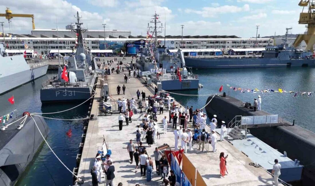 Vatandaşların yerli ve milli ürünleri yakından gördüğü TEKNOFEST Mavi Vatan