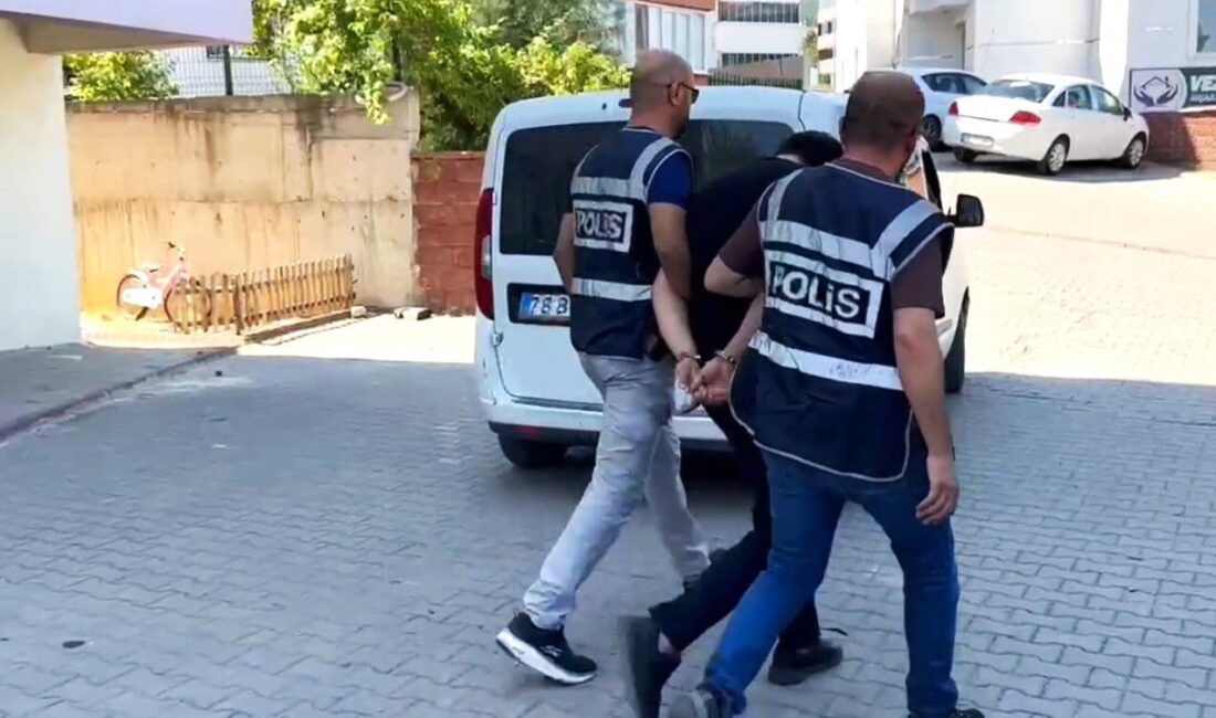 Karabük’ün Safranbolu ilçesinde, kendisini jandarma personeli olarak tanıtarak bir vatandaşı