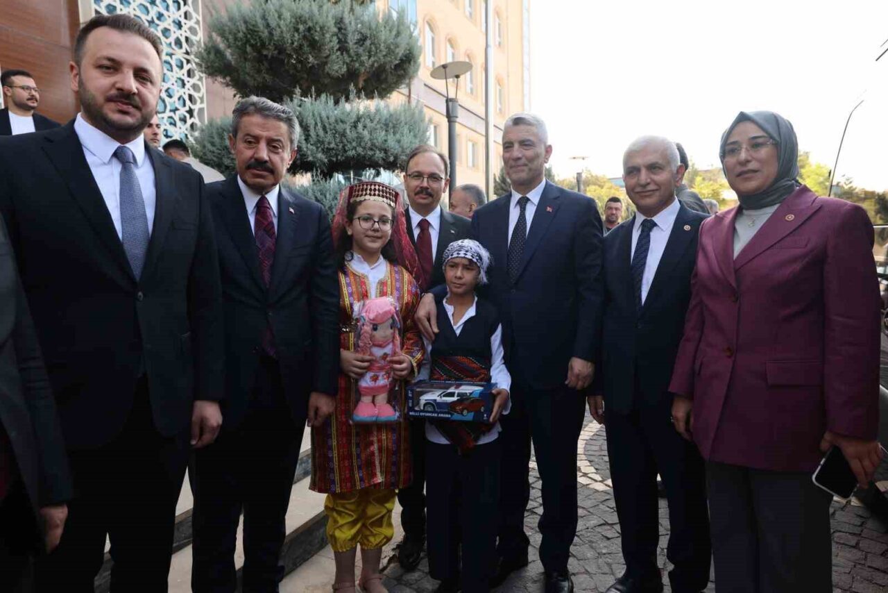 Ticaret Bakanı Ömer Bolat, bir dizi ziyaret ve temasta bulunmak