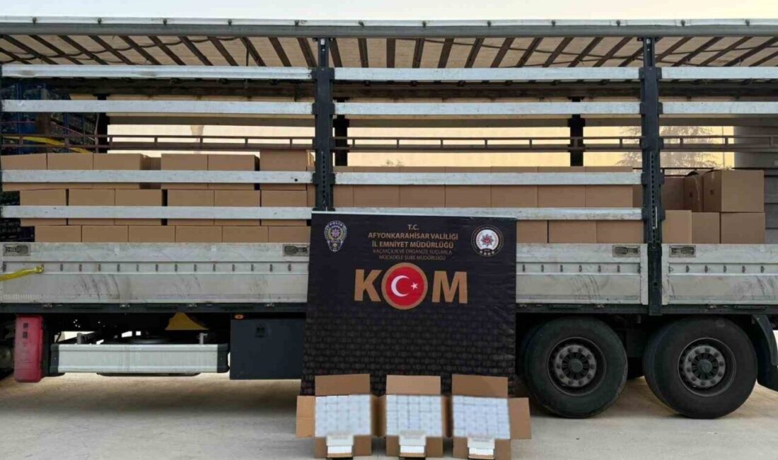 Afyonkarahisar’da polisin durdurduğu tırda 4 milyon 300 bin adet bandrolsüz