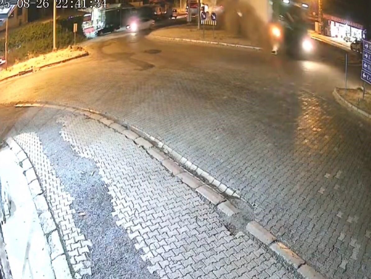 Elazığ’da freni boşalan tır, kilometrelerce ilerlerken sürücünün soğukkanlılığı faciayı önledi.