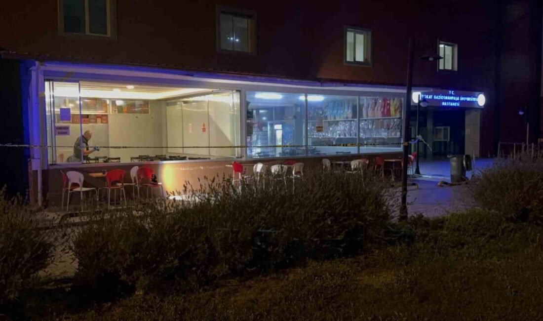 Tokat’ta bir hastanenin kantininde eşi ve arkadaşını silahla yaralayan şüpheli