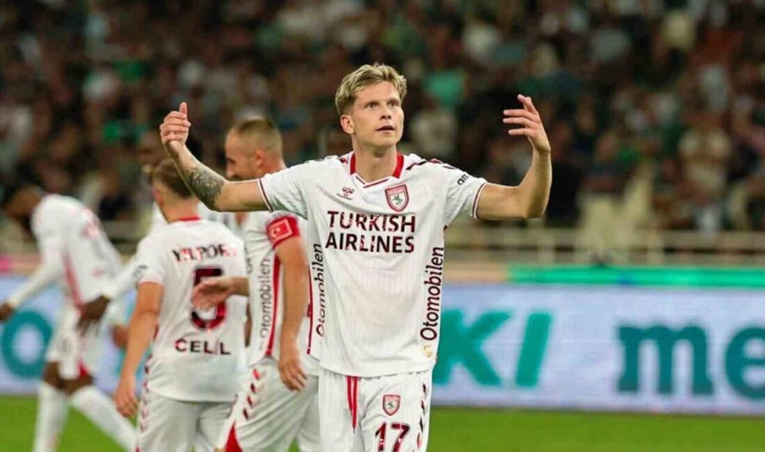 SAMSUN (İHA) – Samsunspor’un defans oyuncusu Logi Tomasson, Panathinaikos maçının