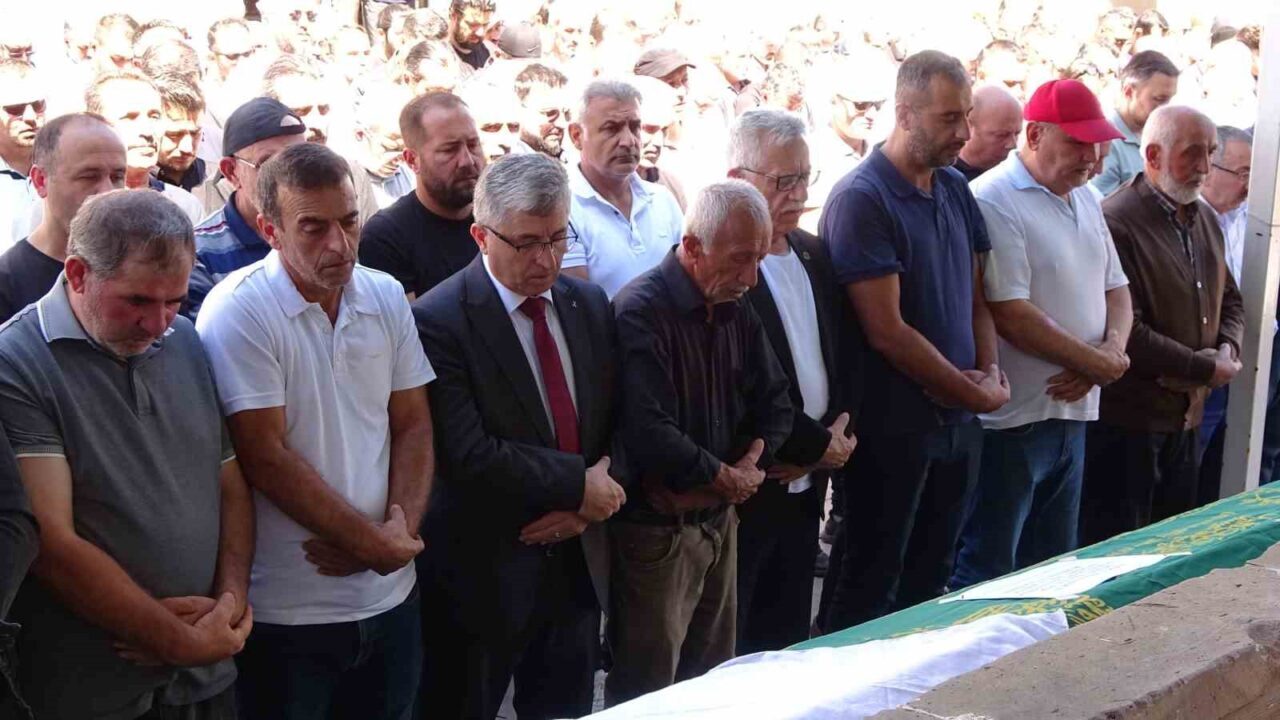 Yozgat’ın Yerköy ilçesinde meydana gelen trafik kazasında yaşamını yitiren hemşire