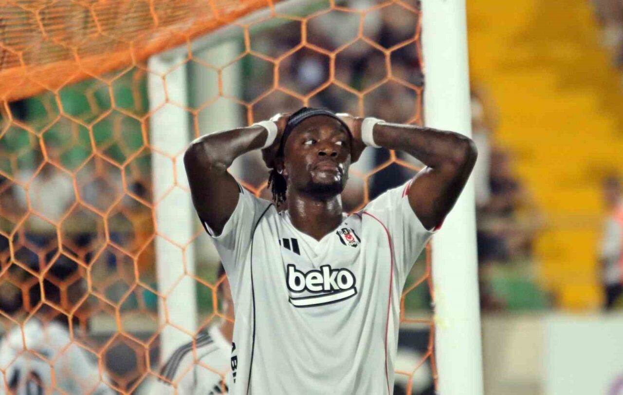 Trendyol Süper Lig’in 4. haftasında Beşiktaş, deplasmanda karşılaştığı Corendon Alanyaspor’a