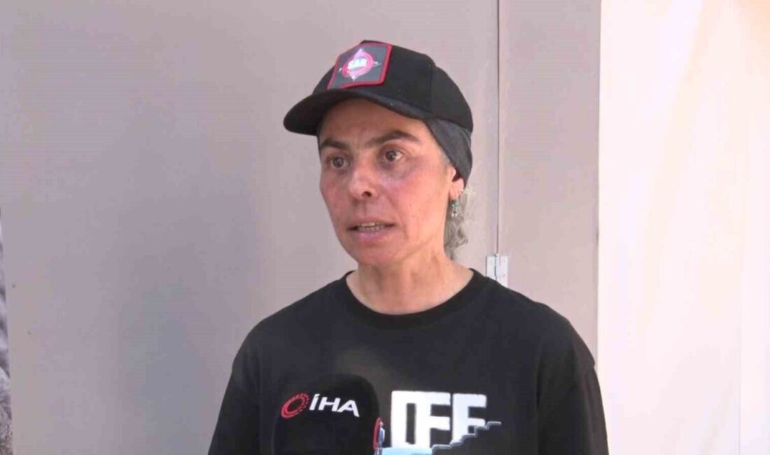 Türk kadın dağcı Esin Handal, 8 bin 611 metre yüksekliğiyle