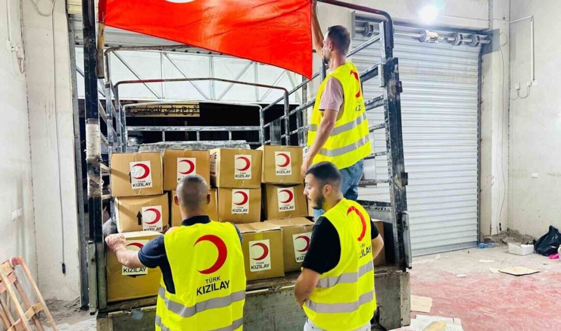 Türk Kızılay, Batı Şeria’ya ulaştırmak için bin 200 gıda kolisi