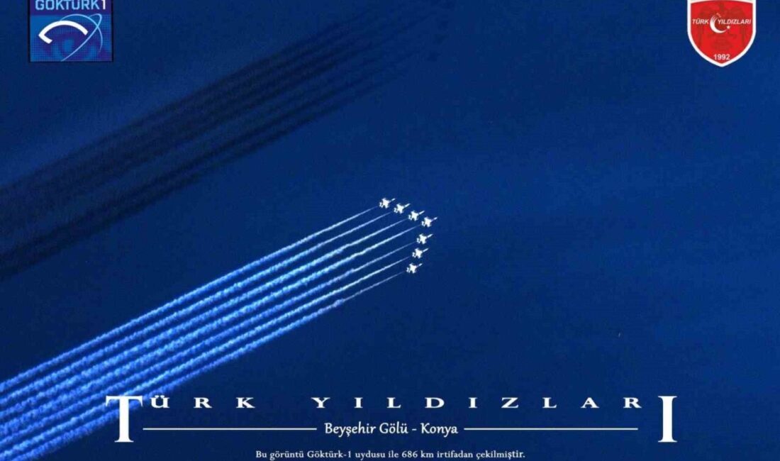 Türk Yıldızları’nın Beyşehir Gölü üzerinde 100 metre irtifada yaptığı uçuş