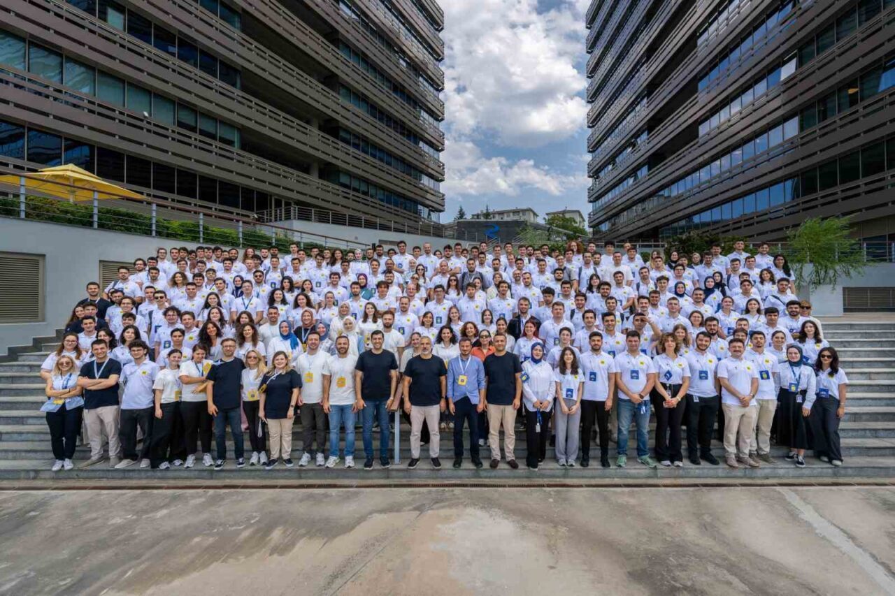 Turkcell’in gençlere yönelik gelenekselleşen işe alım programı GNÇYTNK 2025 tamamlandı.