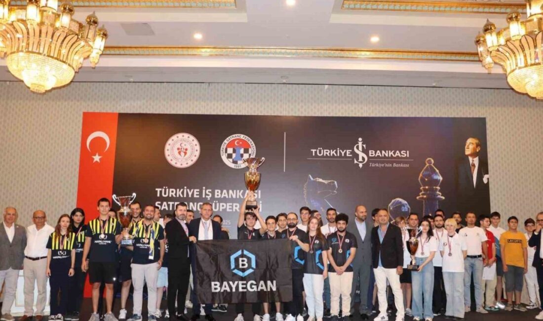 Ankara’da 3-16 Ağustos tarihleri arasında düzenlenen Türkiye İş Bankası Satranç